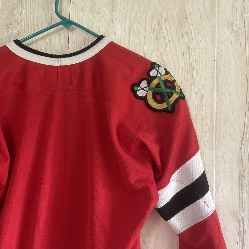 Chicago Blackhawks Starter Jersey ( S/m) - Picture 6 of 9